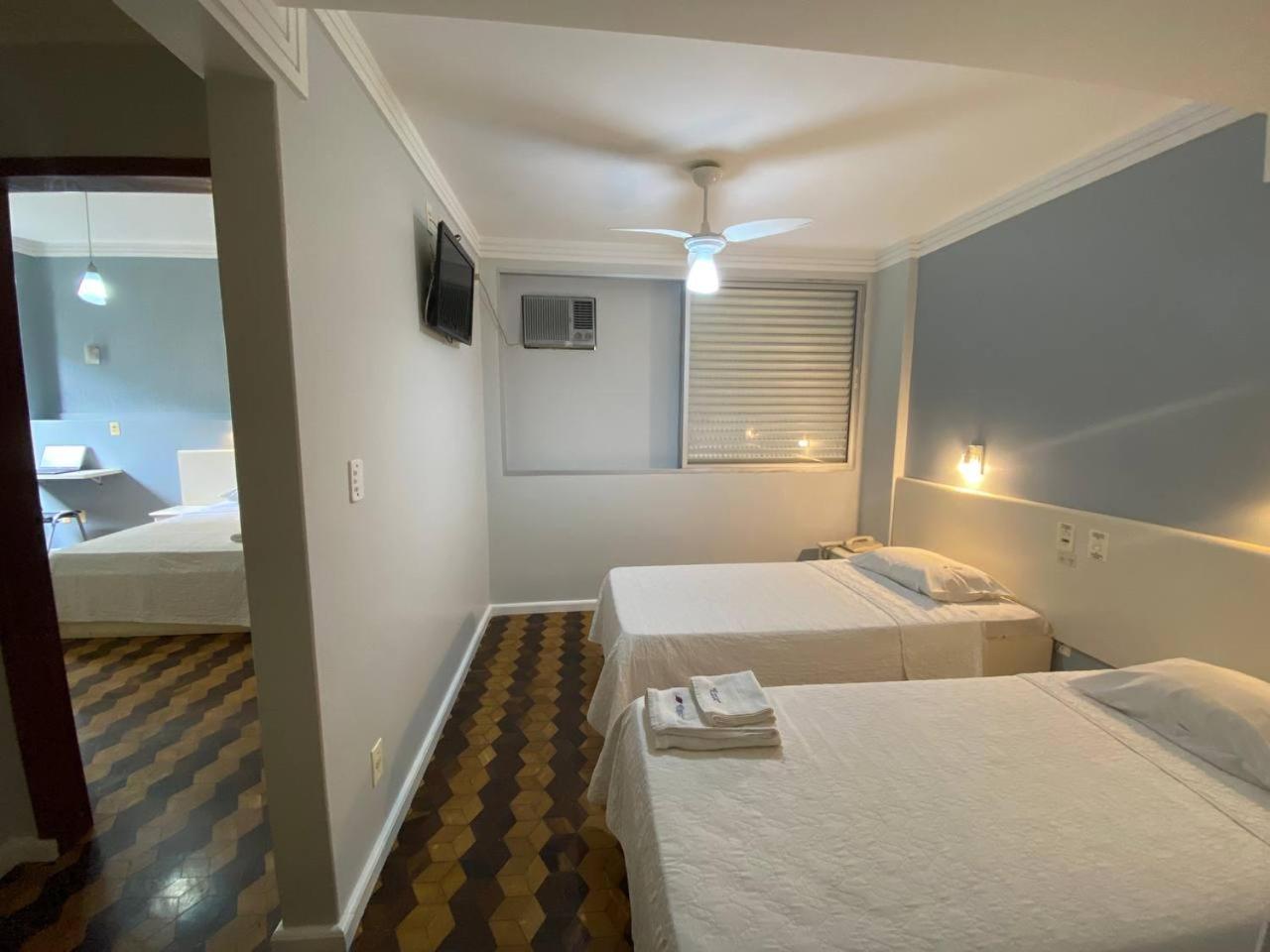 Oscar Palace Hotel - Centro De Tubarão エクステリア 写真
